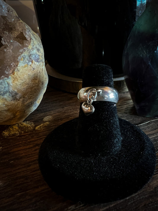 Pinky ring - Hanging heart